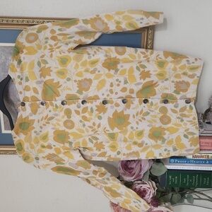 Boden Wool Floral Cardigan with button detail on the back size 4 Cottagecore